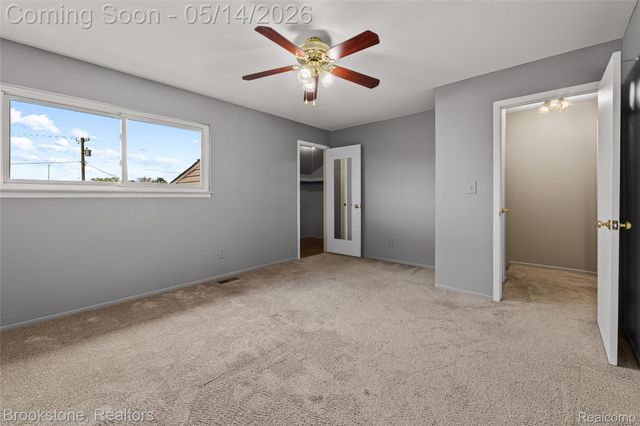 819 Kirts Boulevard, Troy, MI 48084