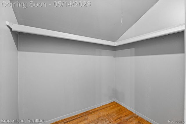 819 Kirts Boulevard, Troy, MI 48084