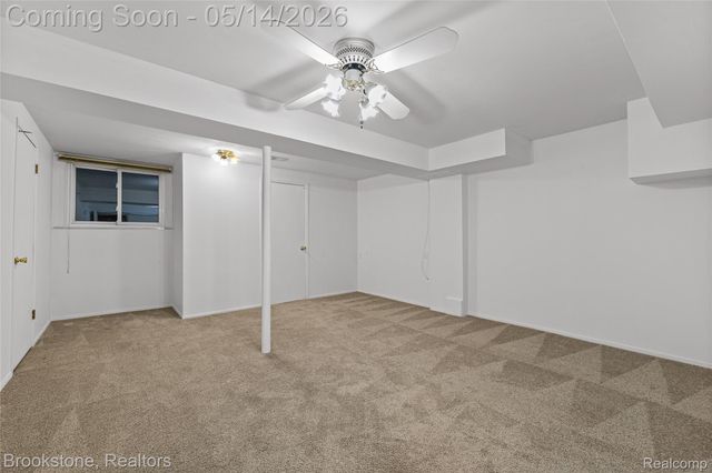 819 Kirts Boulevard, Troy, MI 48084