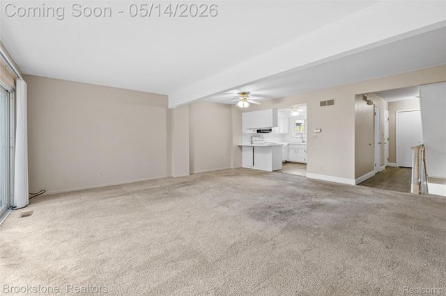 819 Kirts Boulevard, Troy, MI 48084