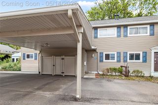 819 Kirts Boulevard, Troy, MI 48084