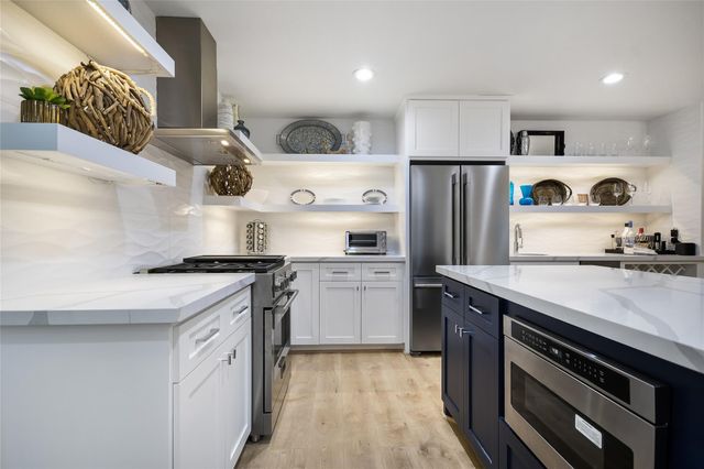 6569 Cut Off Road Road, Fayetteville, TX 78940