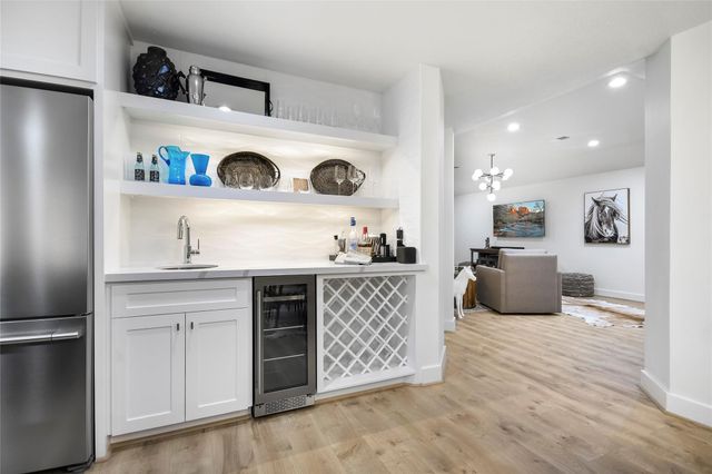 6569 Cut Off Road Road, Fayetteville, TX 78940