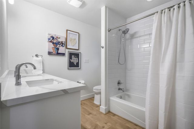 6569 Cut Off Road Road, Fayetteville, TX 78940