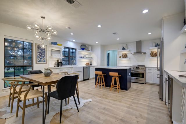 6569 Cut Off Road Road, Fayetteville, TX 78940