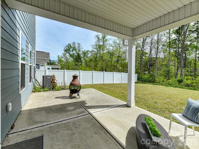 3869 Center Place Drive, Harrisburg, NC 28075