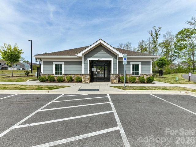 3869 Center Place Drive, Harrisburg, NC 28075