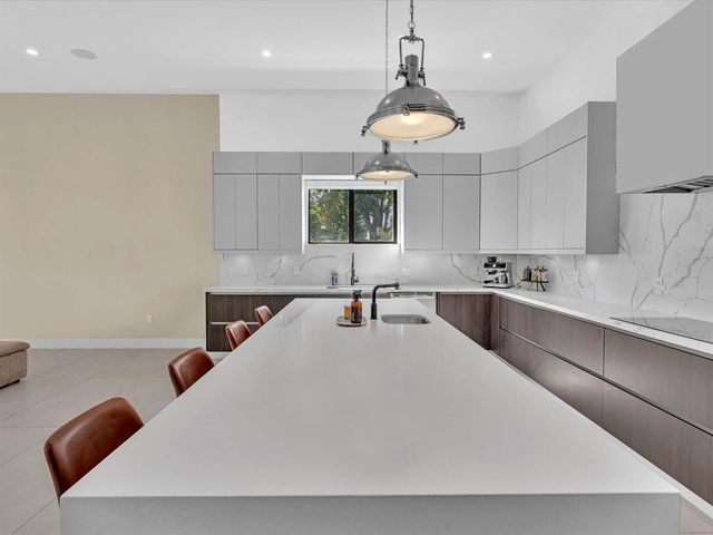 6122 SW 173RD Way, Southwest Ranches, FL 33331
