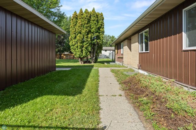 506 5th Street E 2, West Fargo, ND 58078
