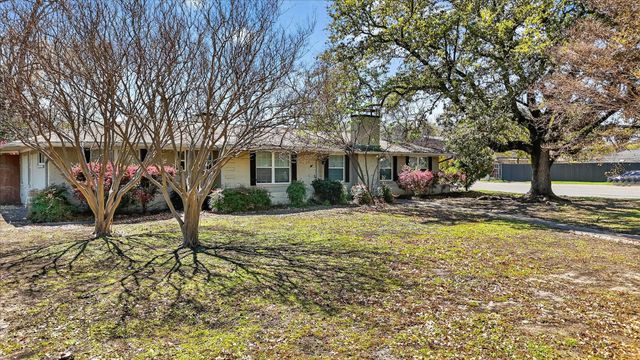 6006 Boca Raton Drive, Dallas, TX 75230