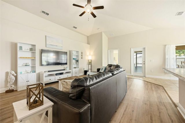 613 MEADOW POINTE DRIVE, Haines City, FL 33844