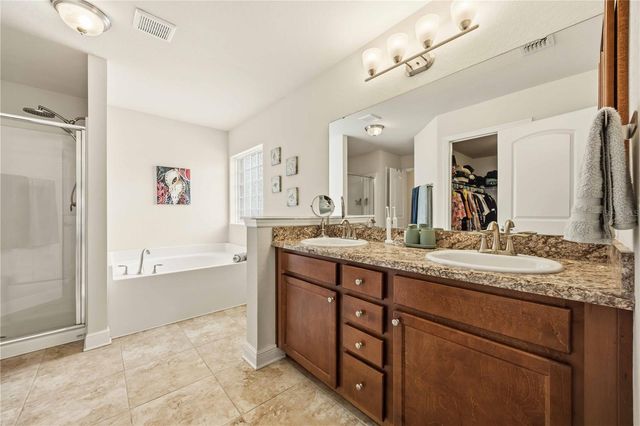 613 MEADOW POINTE DRIVE, Haines City, FL 33844