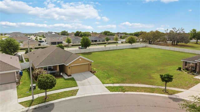 613 MEADOW POINTE DRIVE, Haines City, FL 33844