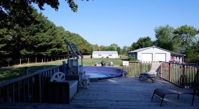 763 S 575 W, Hebron, IN 46341