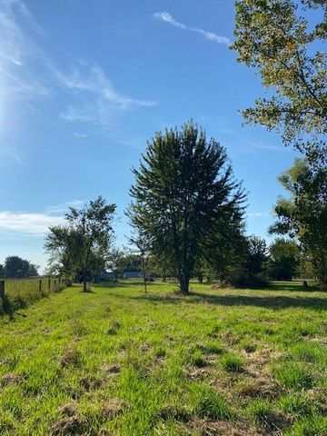 763 S 575 W, Hebron, IN 46341