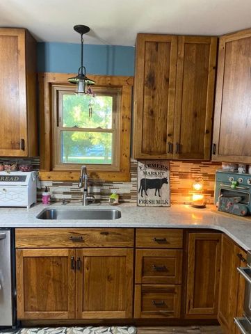 763 S 575 W, Hebron, IN 46341