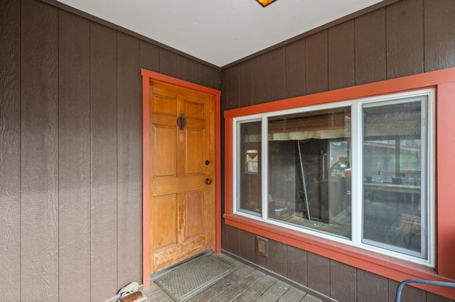 1608 Foots Creek R Fork Road, Gold Hill, OR 97525