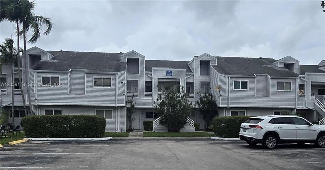 3409 NW 44th St 201, Oakland Park, FL 33309