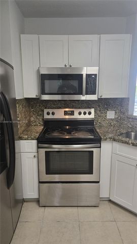 3409 NW 44th St 201, Oakland Park, FL 33309