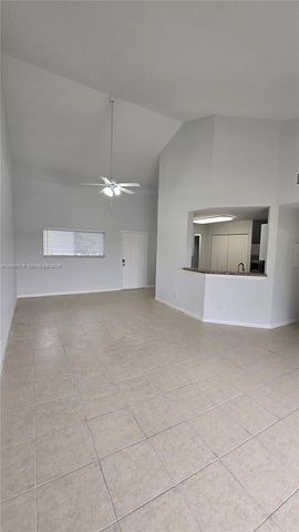 3409 NW 44th St 201, Oakland Park, FL 33309