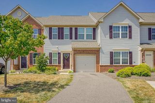 56 SUNDANCE DR, Hamilton, NJ 08619