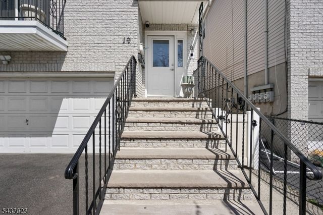 19 Halleck St, Newark City, NJ 07104