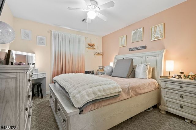 19 Halleck St, Newark City, NJ 07104