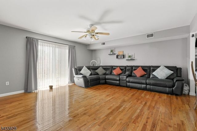 19 Halleck St, Newark City, NJ 07104