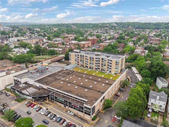 5570 Centre Ave 306, Shadyside, PA 15232