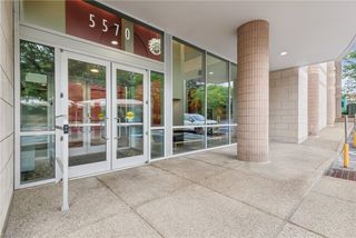 5570 Centre Ave 306, Shadyside, PA 15232