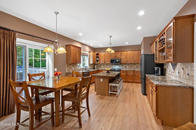 14 Little Drive, Malta, NY 12020