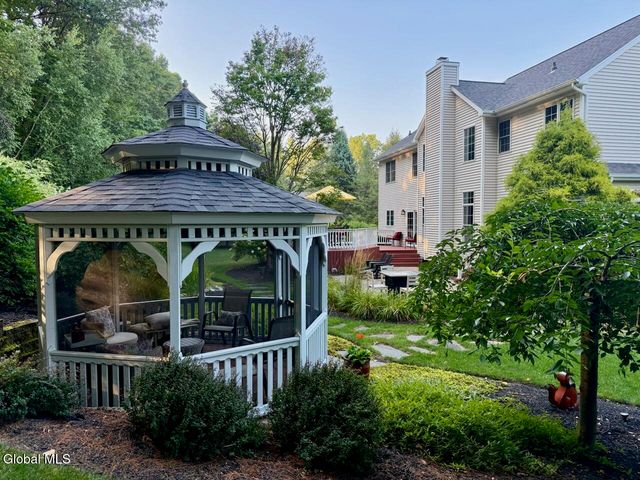 14 Little Drive, Malta, NY 12020