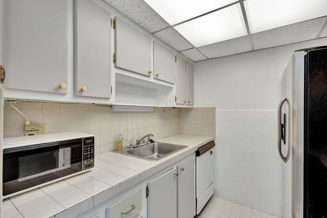 1131 SE 4th Street 2030, Boynton Beach, FL 33435