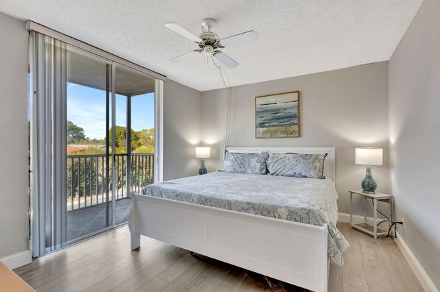 1131 SE 4th Street 2030, Boynton Beach, FL 33435