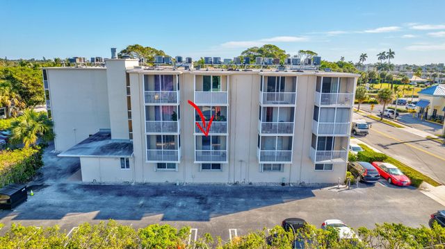 1131 SE 4th Street 2030, Boynton Beach, FL 33435