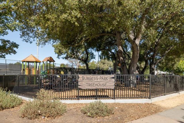 461 Burgess Drive 4, Menlo Park, CA 94025