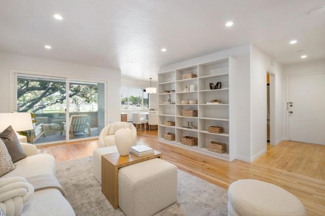 461 Burgess Drive 4, Menlo Park, CA 94025