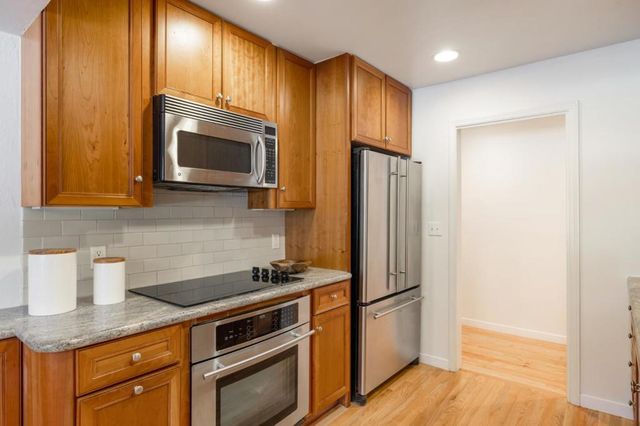 461 Burgess Drive 4, Menlo Park, CA 94025