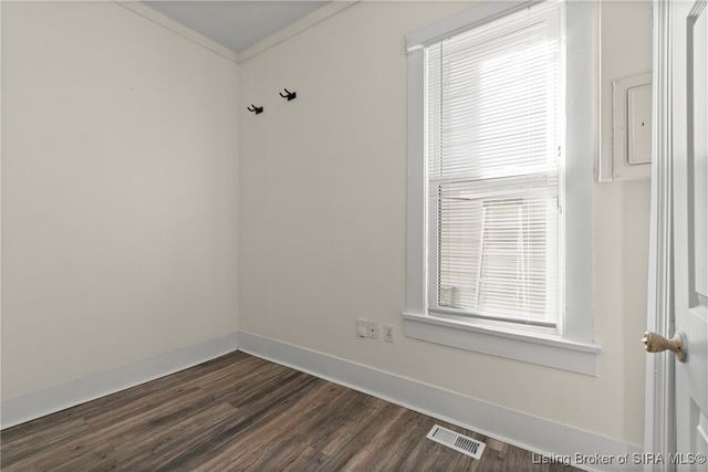 1825 Center Street, New Albany, IN 47150