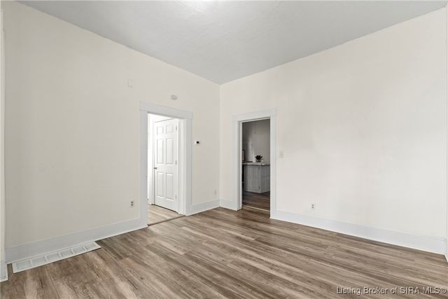 1825 Center Street, New Albany, IN 47150