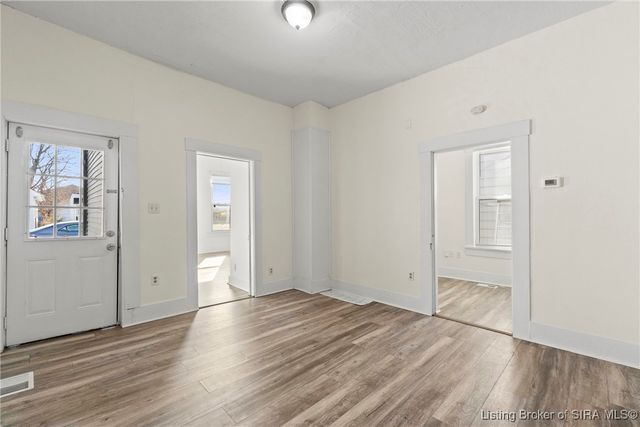 1825 Center Street, New Albany, IN 47150