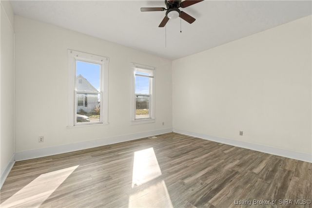 1825 Center Street, New Albany, IN 47150