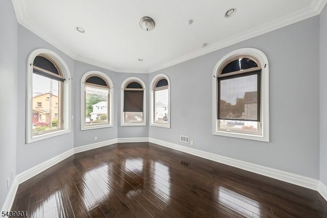 69 Summit Rd, Elizabeth City, NJ 07208