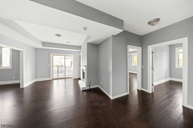69 Summit Rd, Elizabeth City, NJ 07208