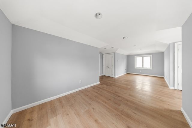 69 Summit Rd, Elizabeth City, NJ 07208