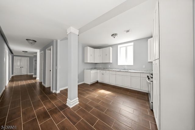 69 Summit Rd, Elizabeth City, NJ 07208