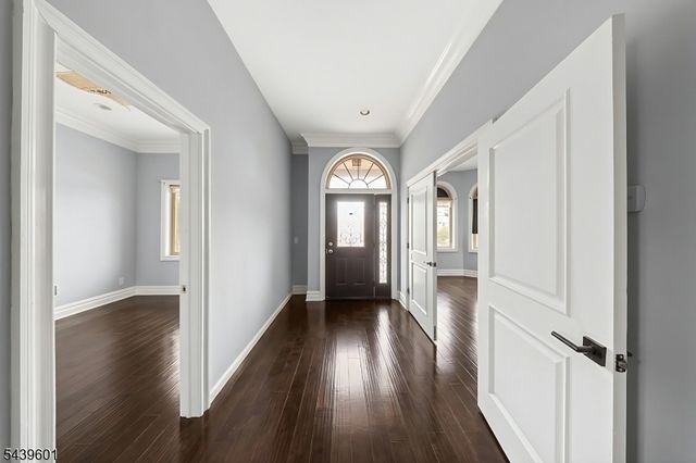 69 Summit Rd, Elizabeth City, NJ 07208