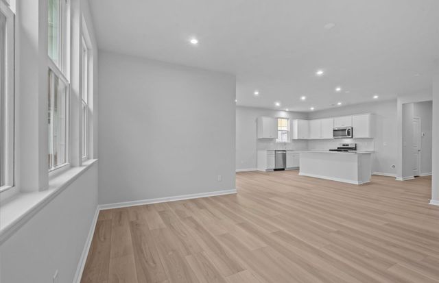 1329 Capefox Drive, Spartanburg, SC 29303