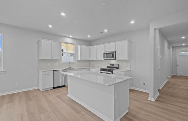 1329 Capefox Drive, Spartanburg, SC 29303