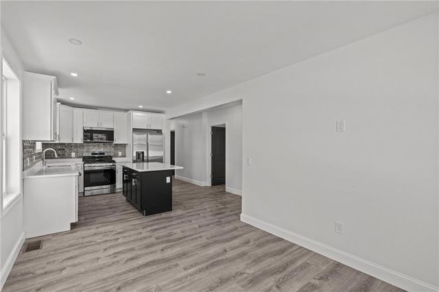 29 stansbury Street 1, Providence, RI 02908